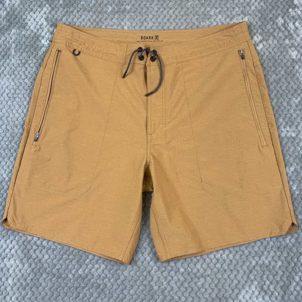Roark Artifacts of Adventure Mens 34 Tan Stretch Hiking Travel Shorts